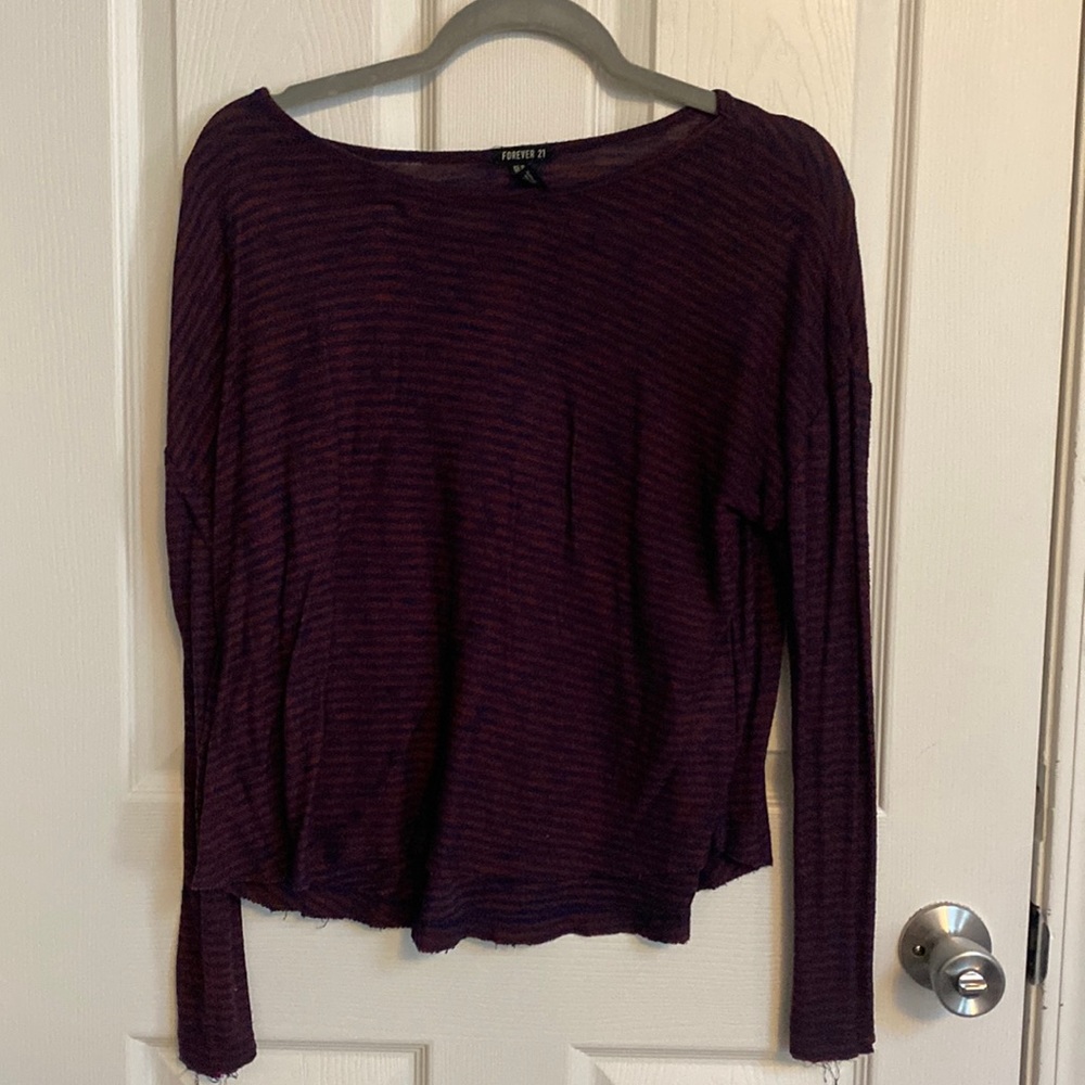 Lightweight long sleeve sweater